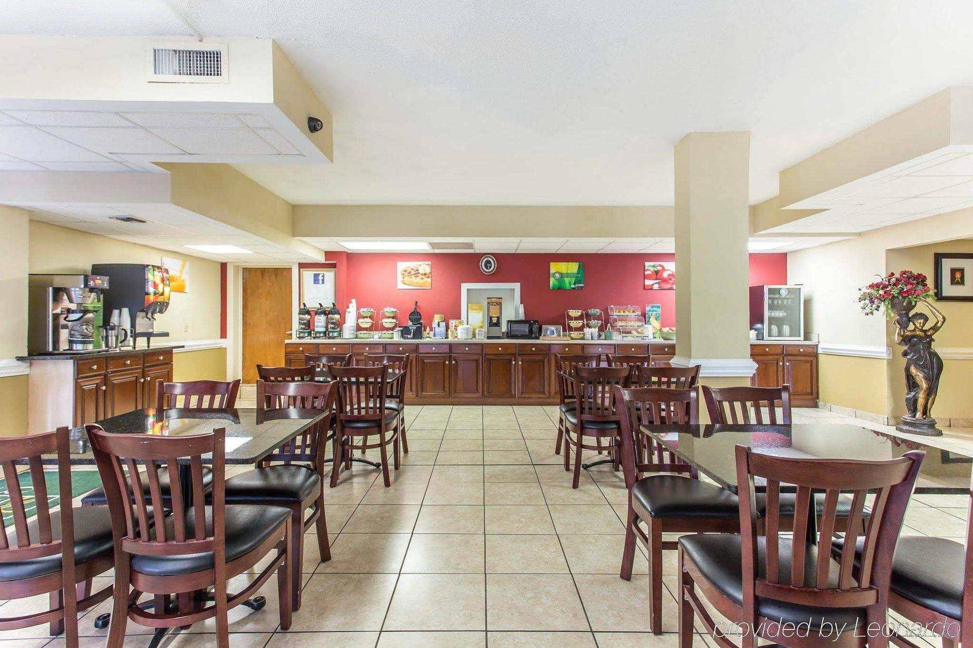 Clarion Pointe Statesville Εξωτερικό φωτογραφία